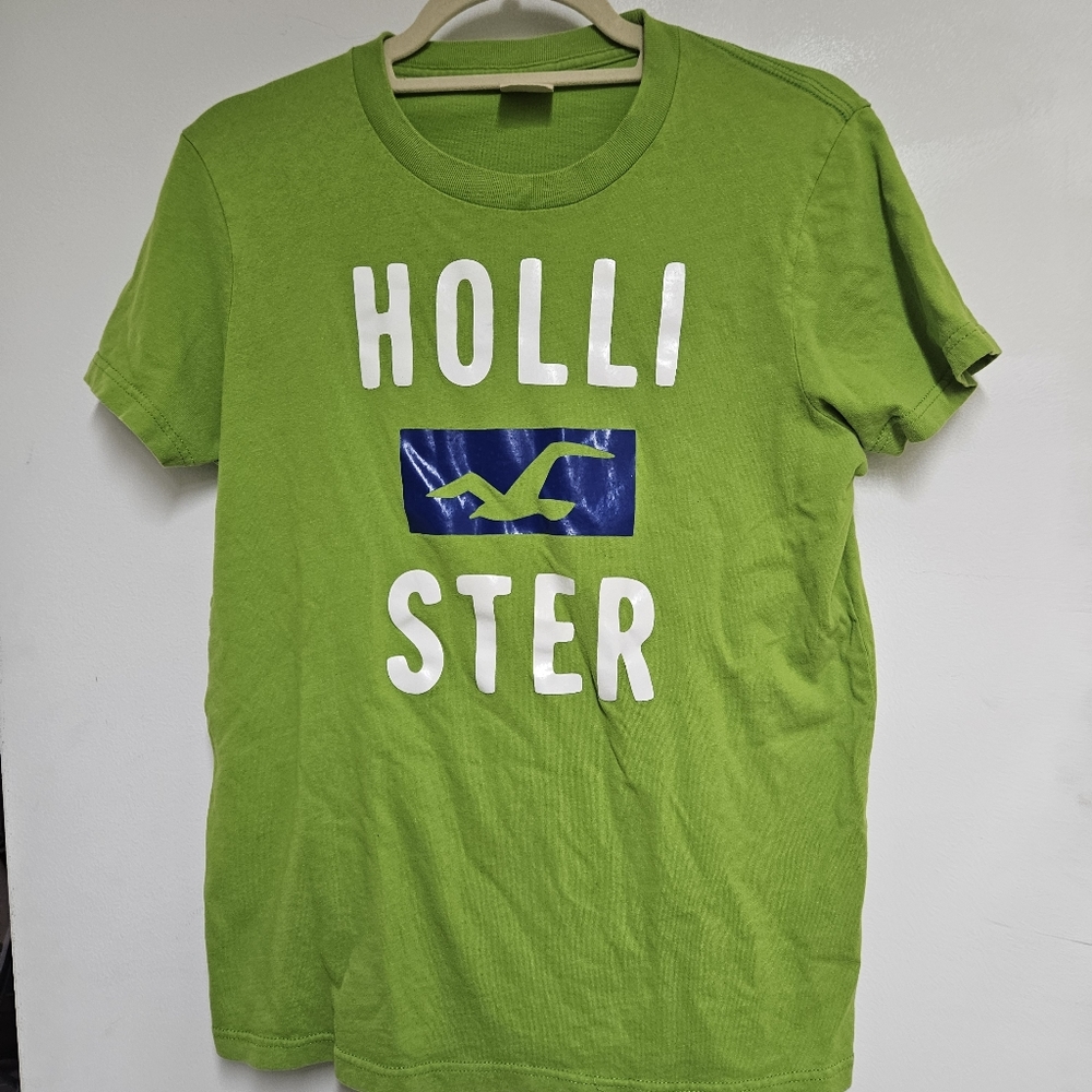 Hollister T-shirt